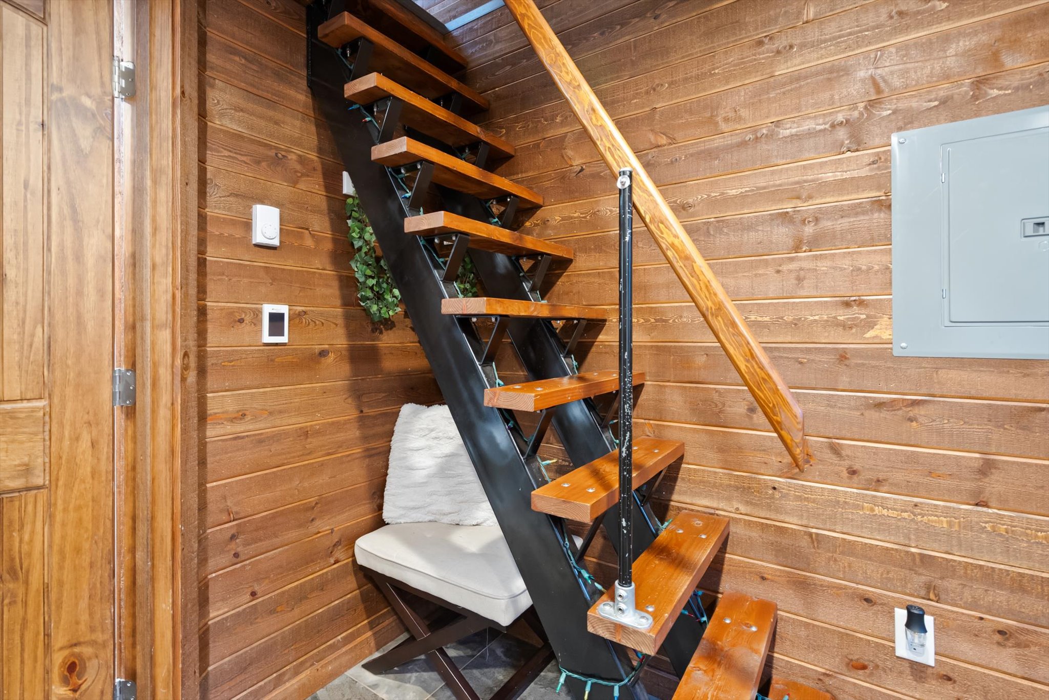 3740 Foothill Road Property Photo 40