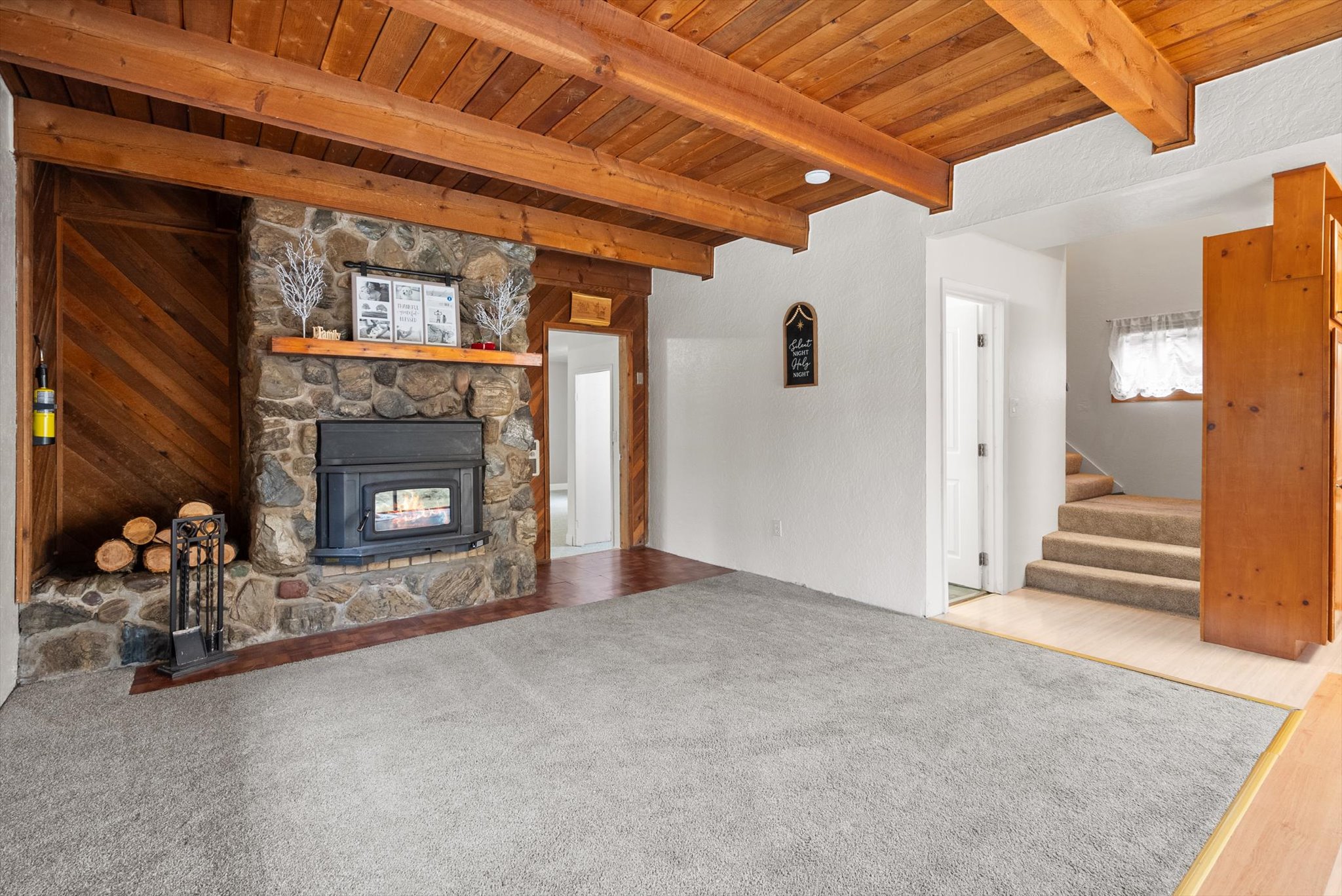 3740 Foothill Road Property Photo 53