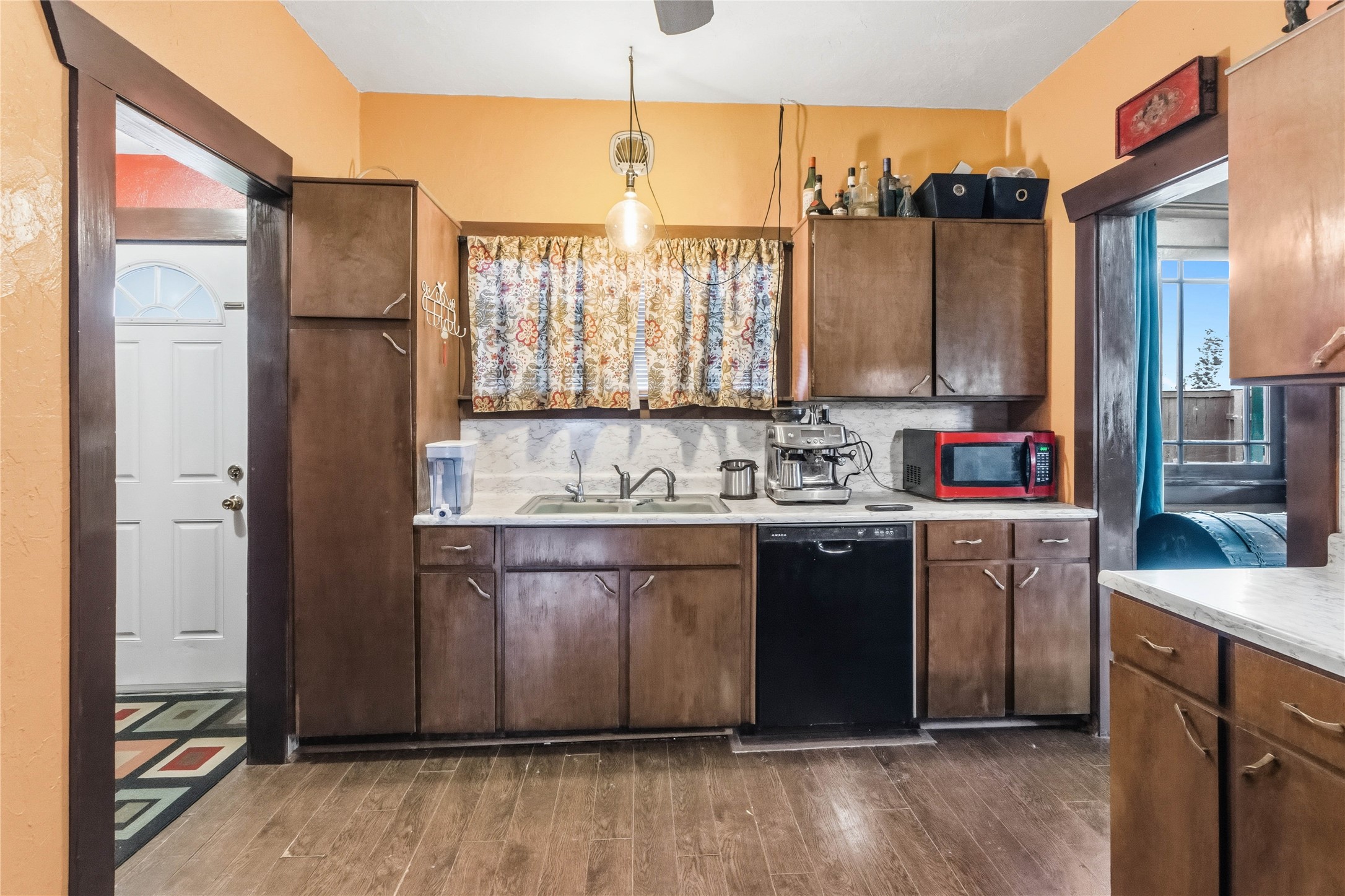 2809 State Street Property Photo 16