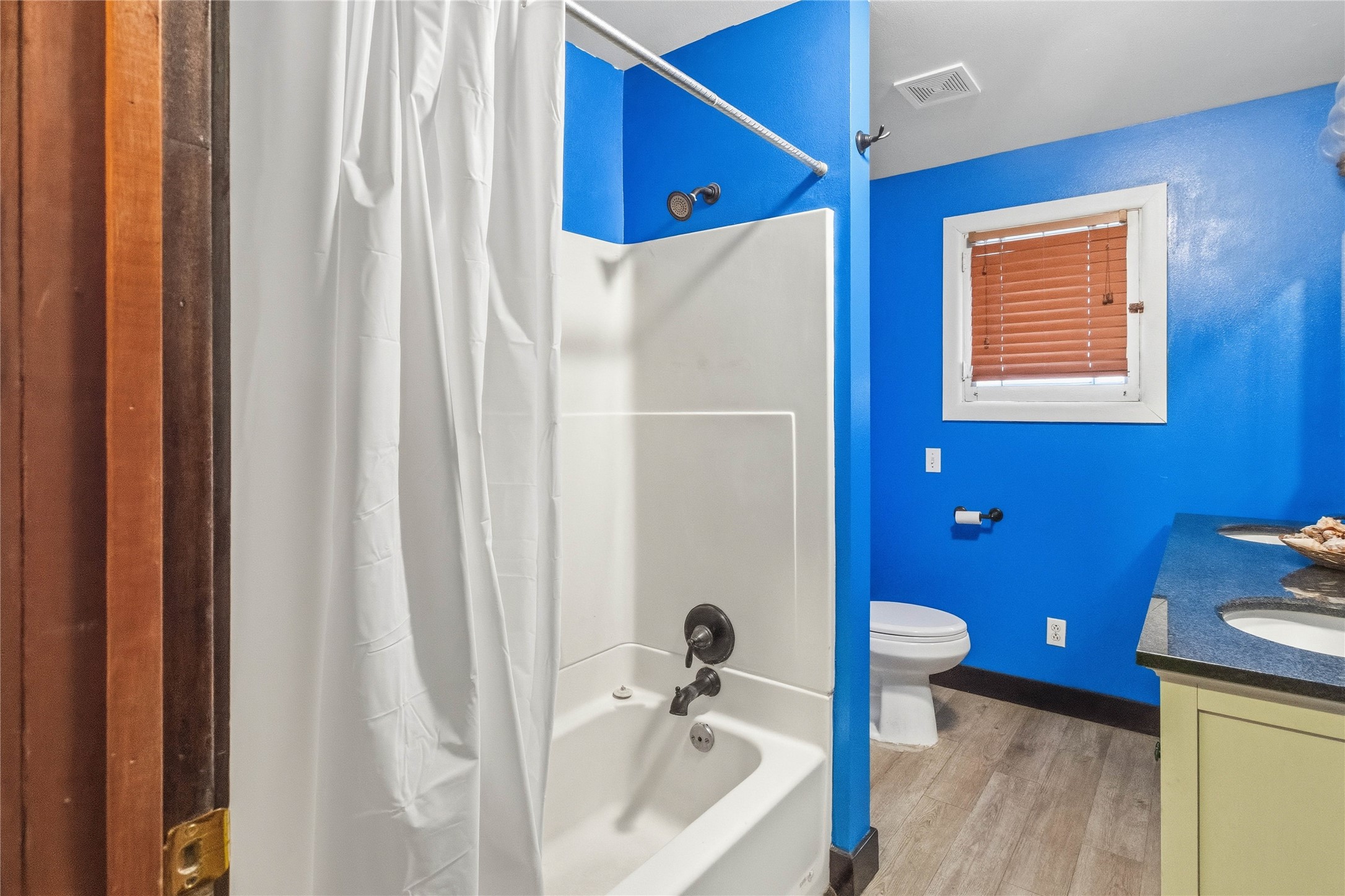 2809 State Street Property Photo 20