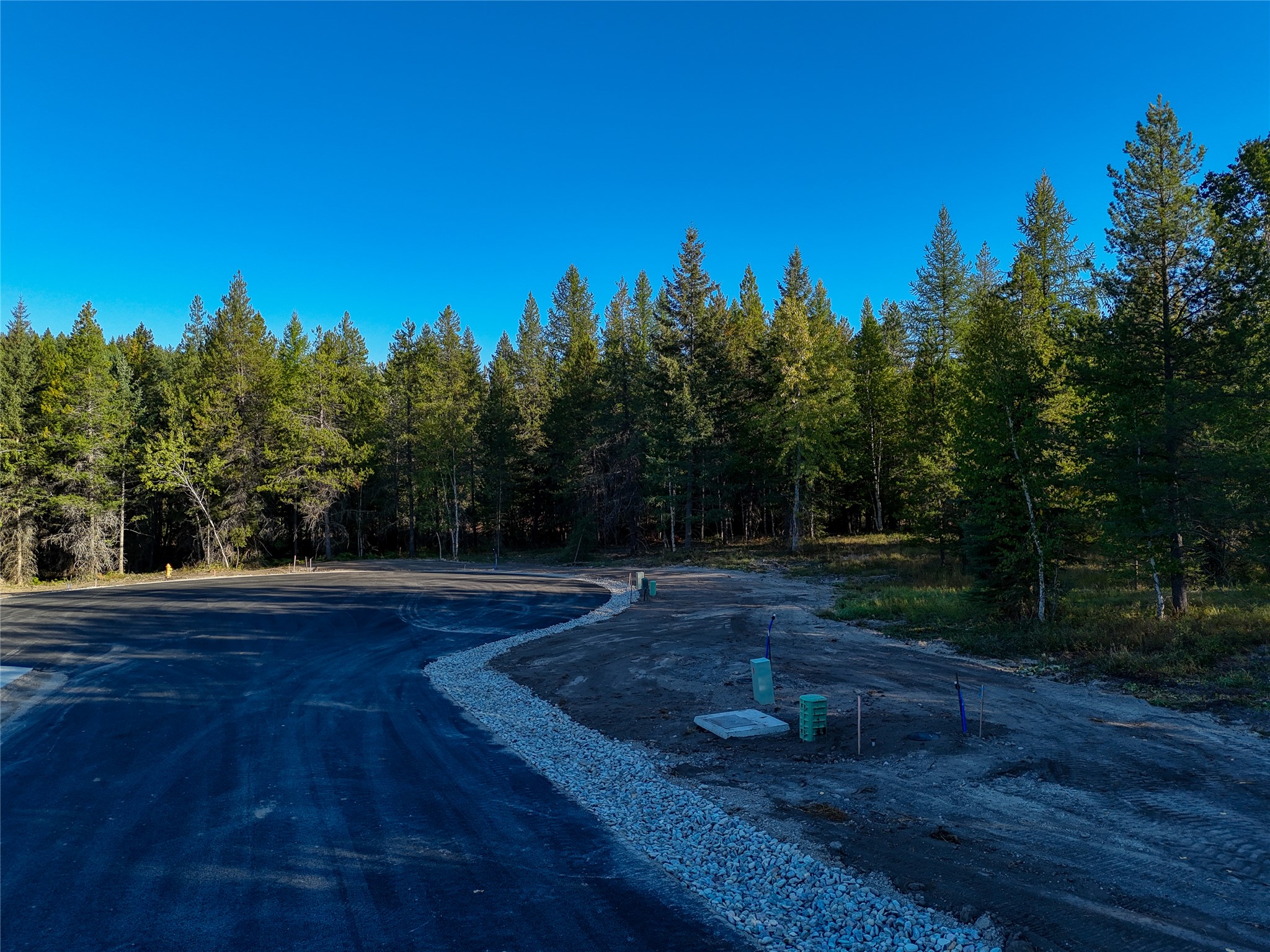 811 Meadow Court Property Photo 3