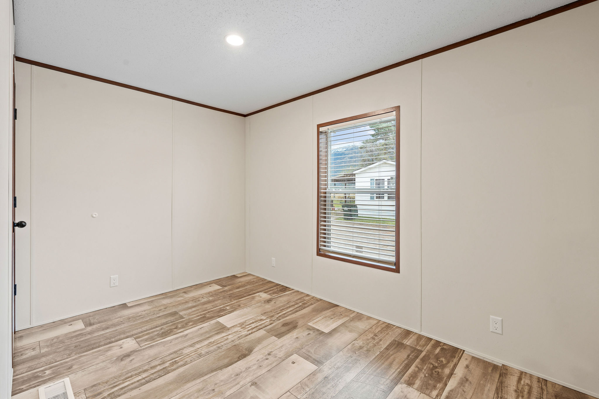 110 Van Sant Road 15 Property Photo 21