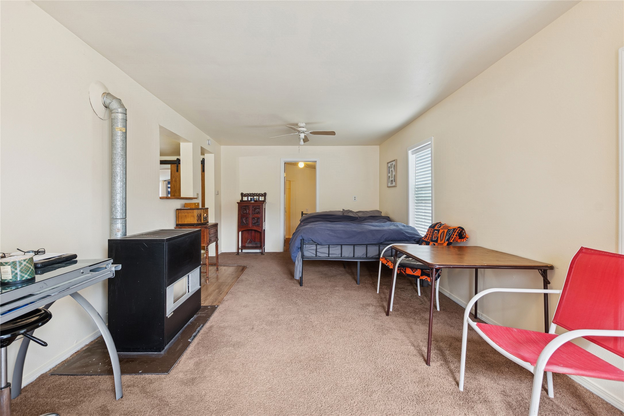 446 7th Avenue W Property Photo 12