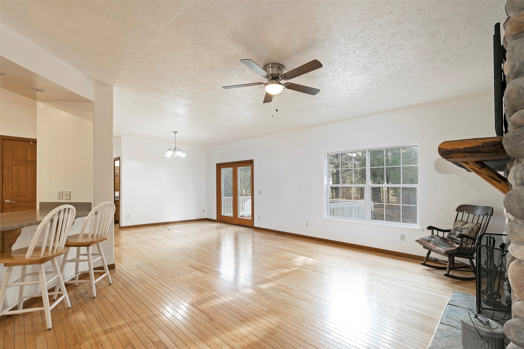 2377 Us Highway 93 S Property Photo 4