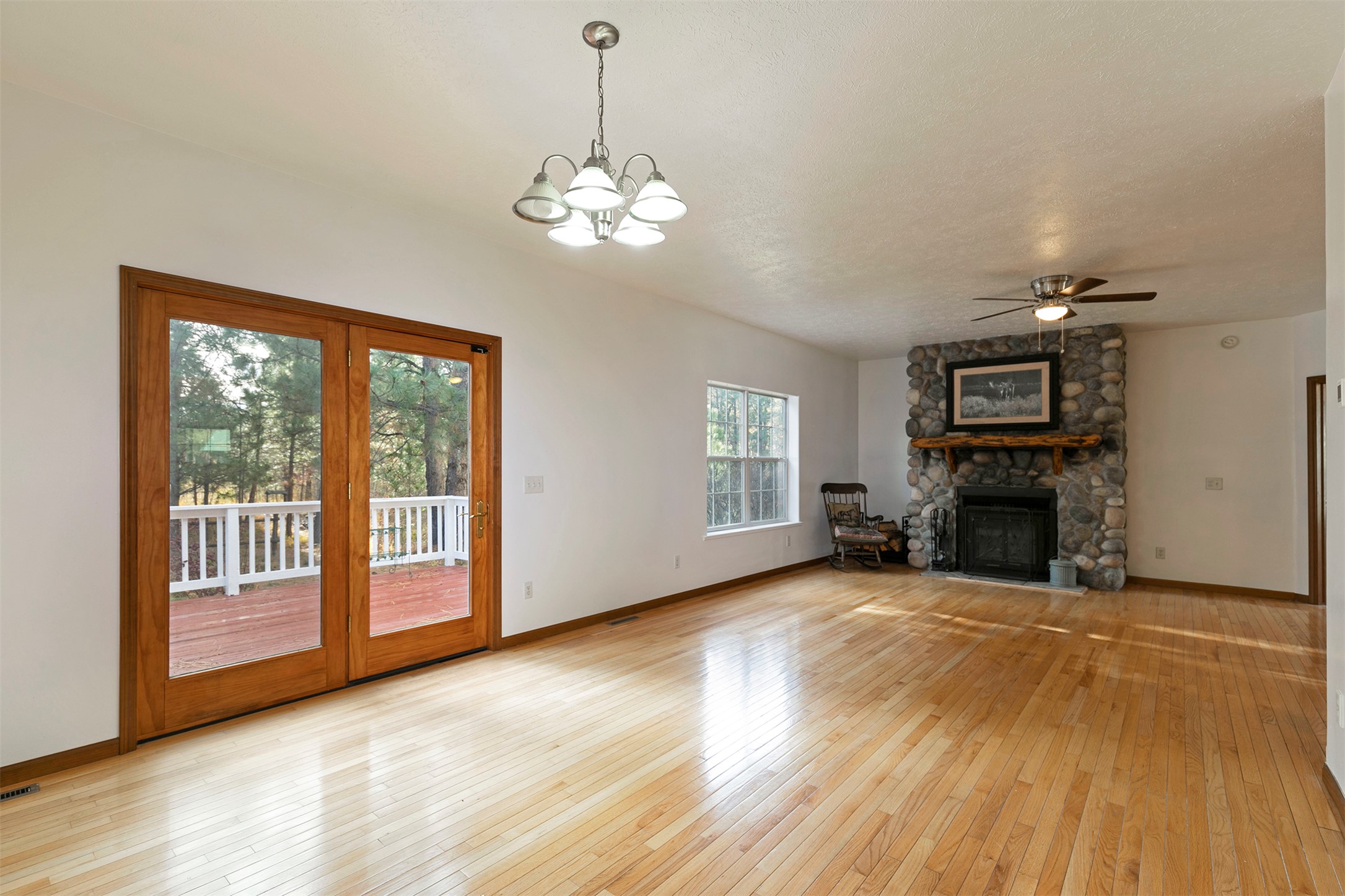 2377 Us Highway 93 S Property Photo 5