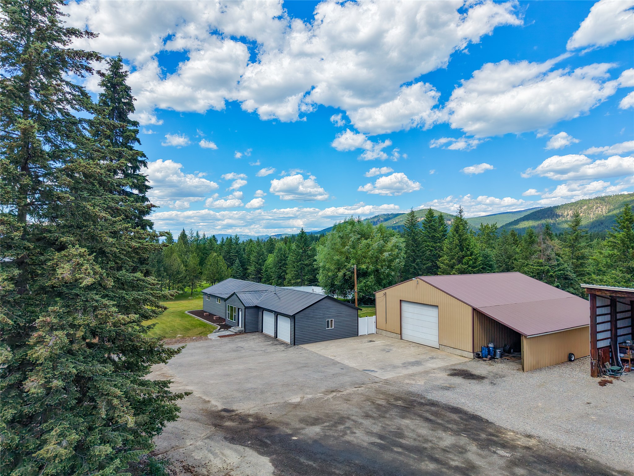 41915 Us Highway 2 Property Photo 8