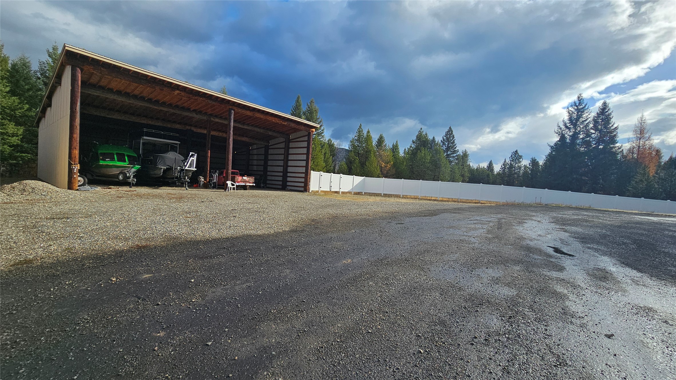 41915 Us Highway 2 Property Photo 14