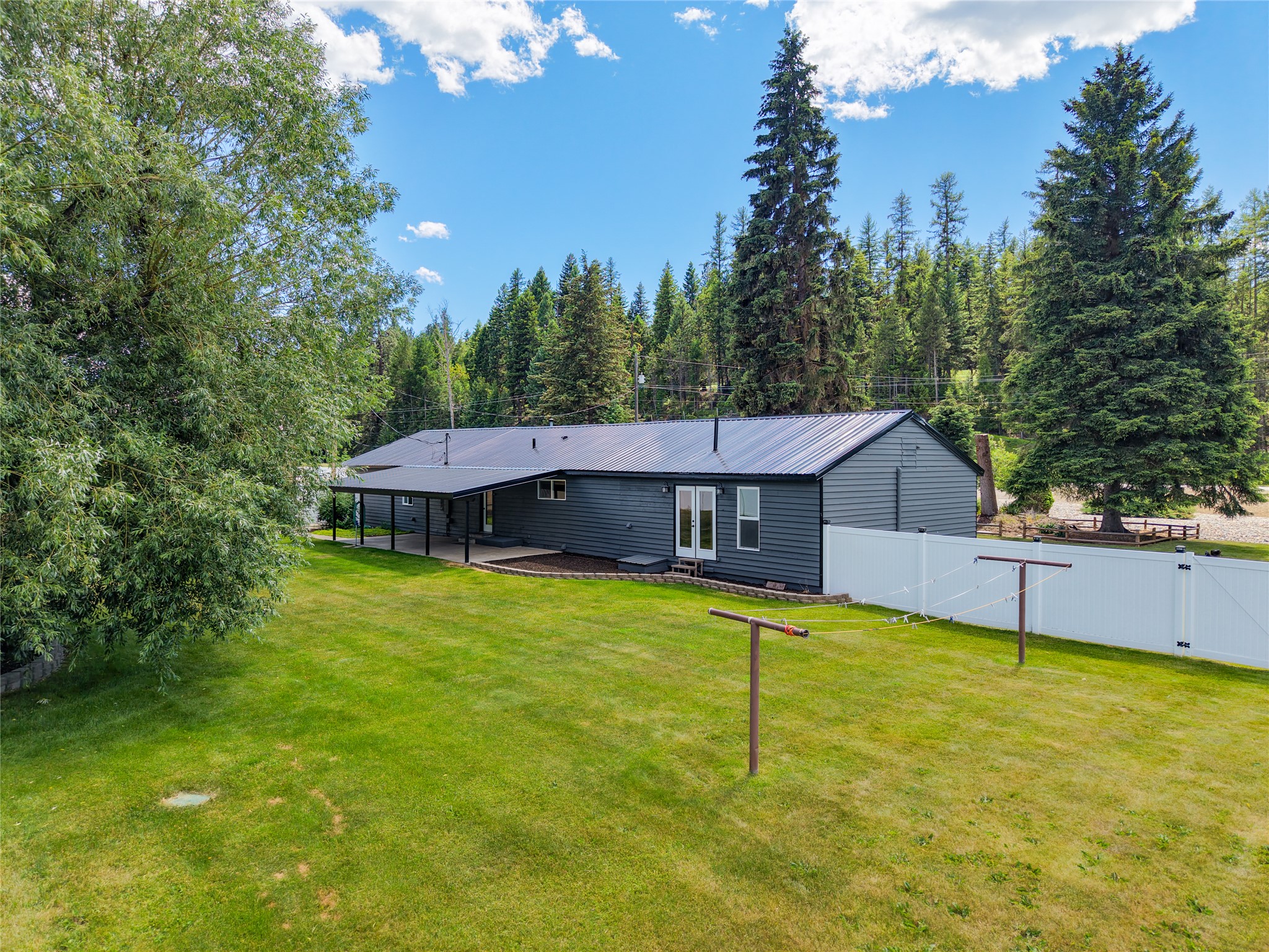 41915 Us Highway 2 Property Photo 19