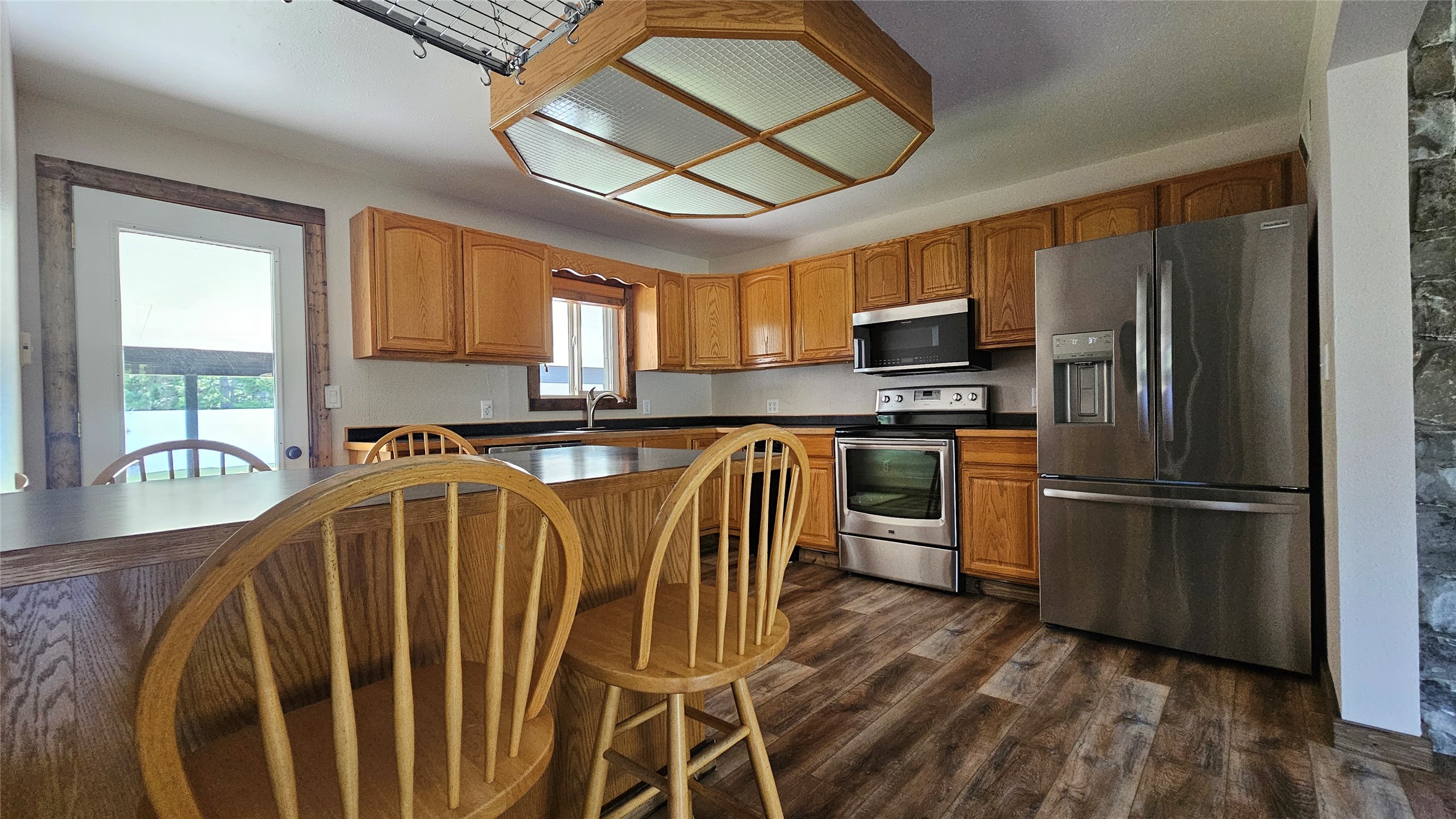41915 Us Highway 2 Property Photo 24