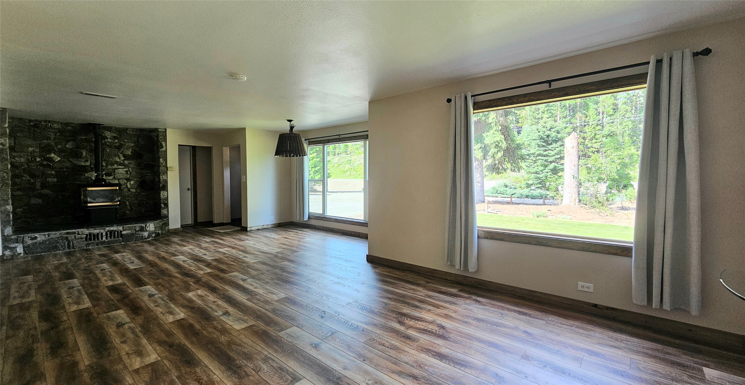 41915 Us Highway 2 Property Photo 30