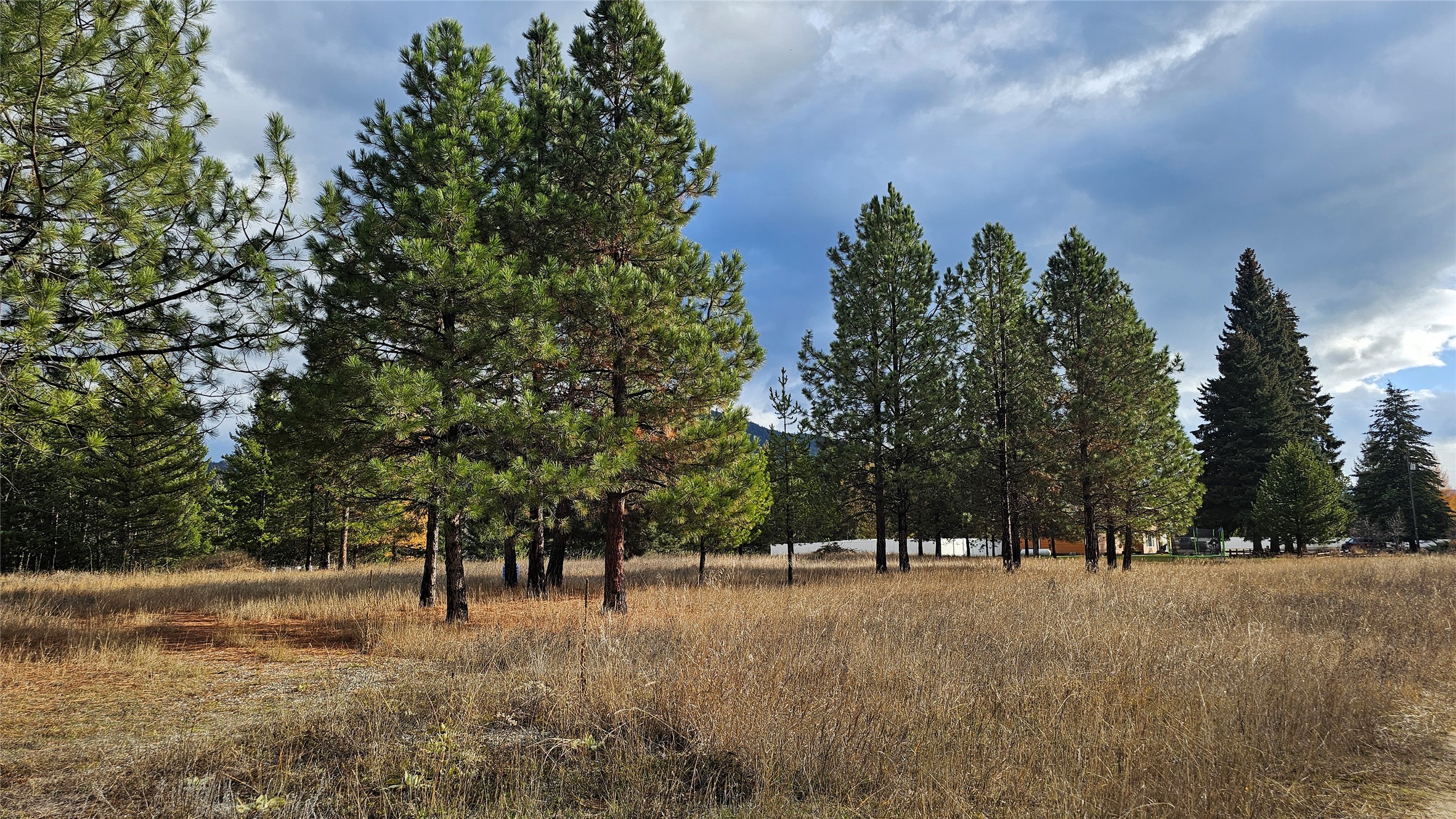 41915 Us Highway 2 Property Photo 58