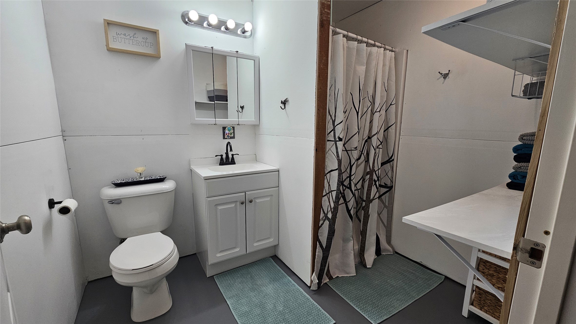 41915 Us Highway 2 Property Photo 67