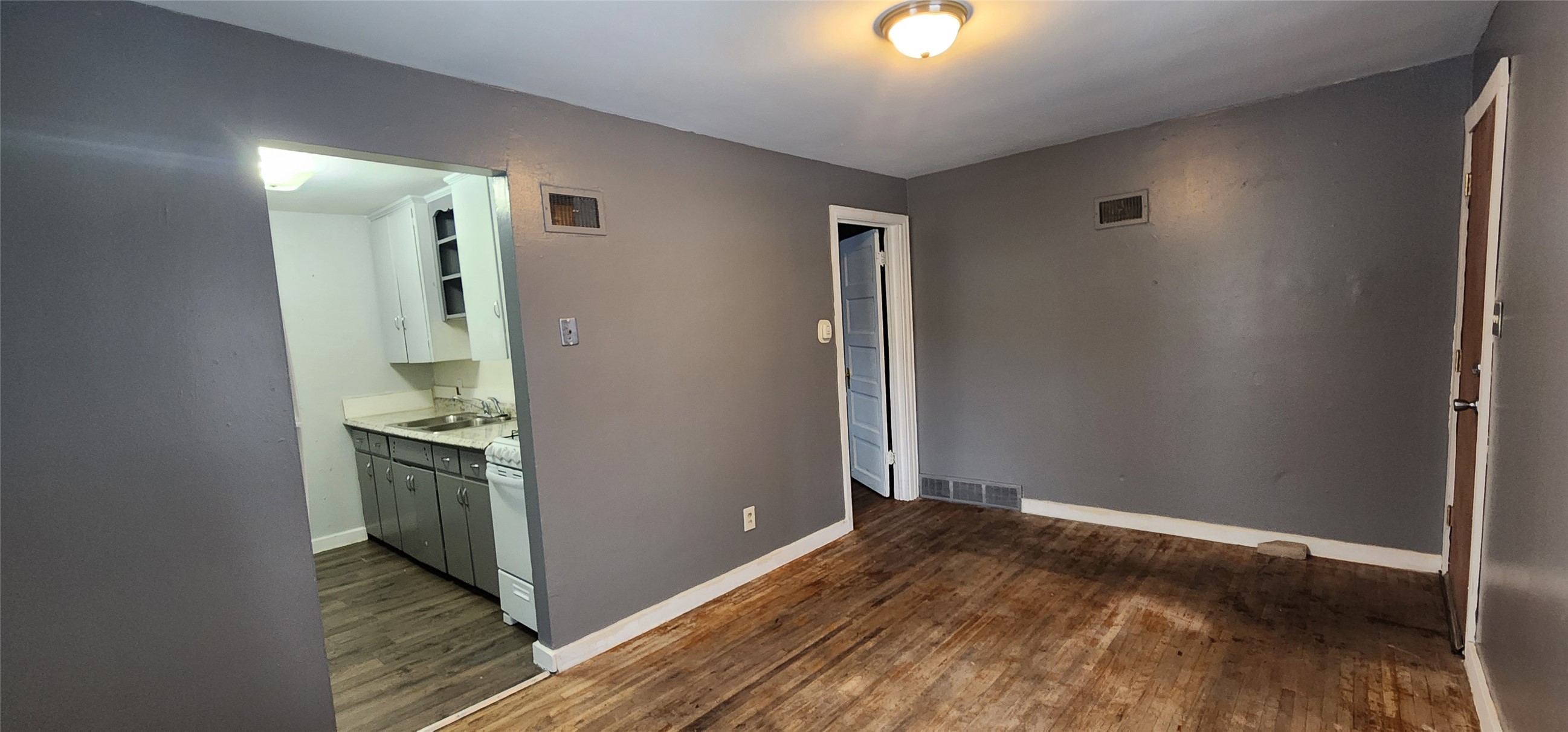 208 9th Street S Property Photo 24