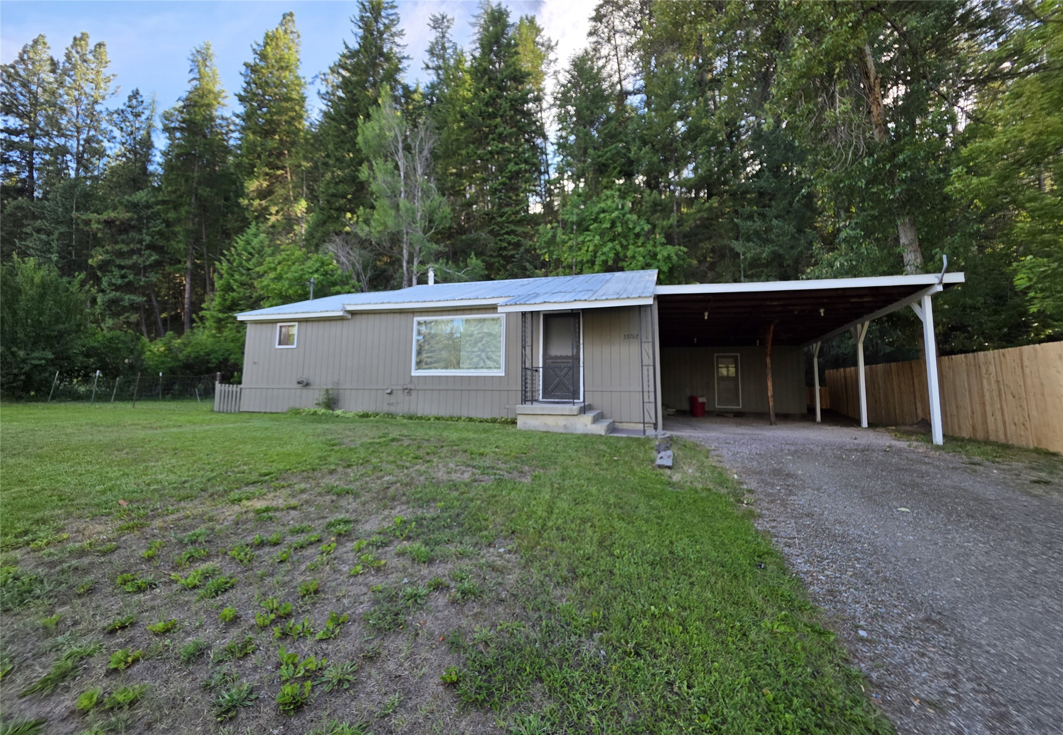 33762 Us Highway 2 Property Photo 17