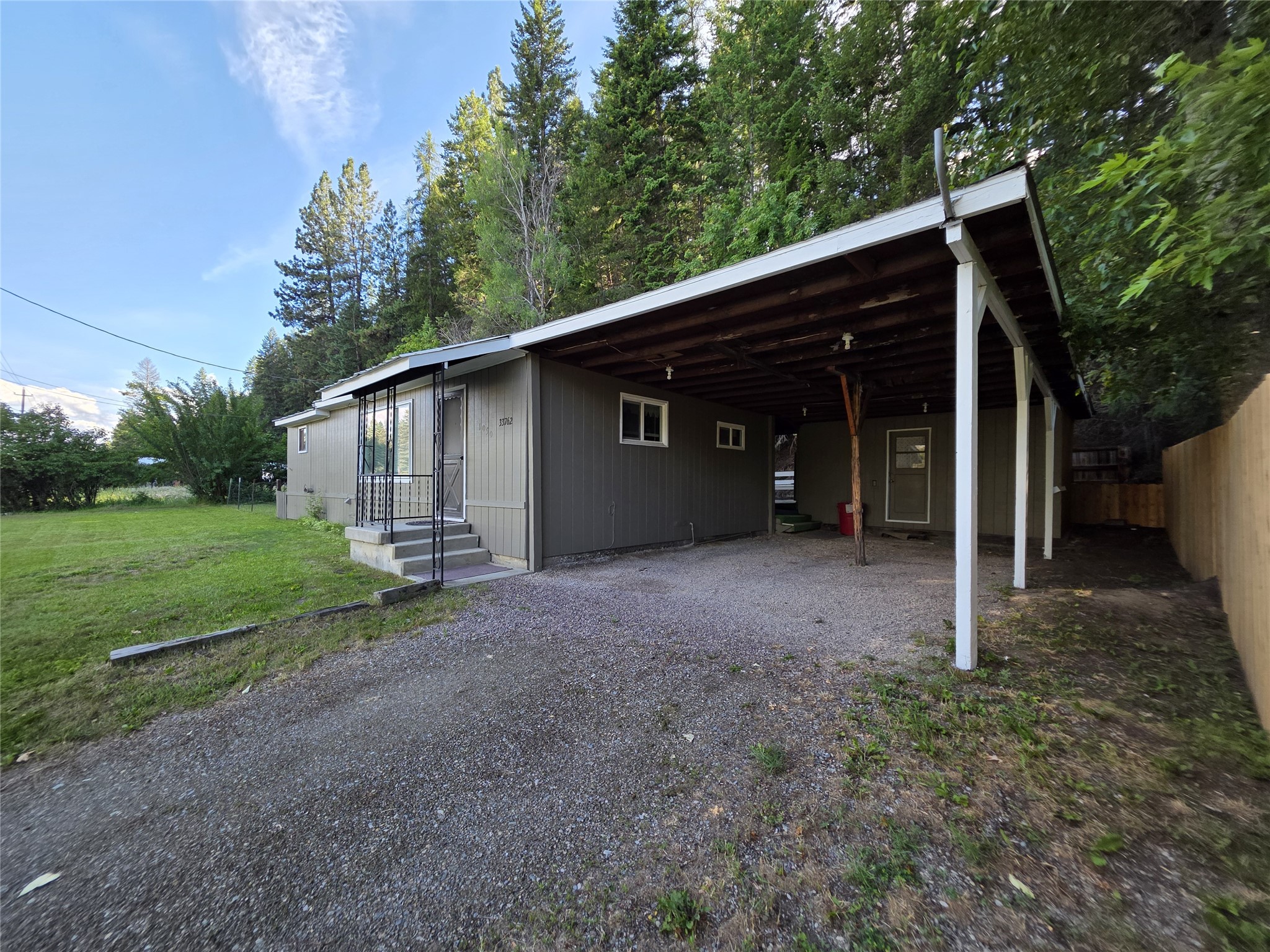 33762 Us Highway 2 Property Photo 18