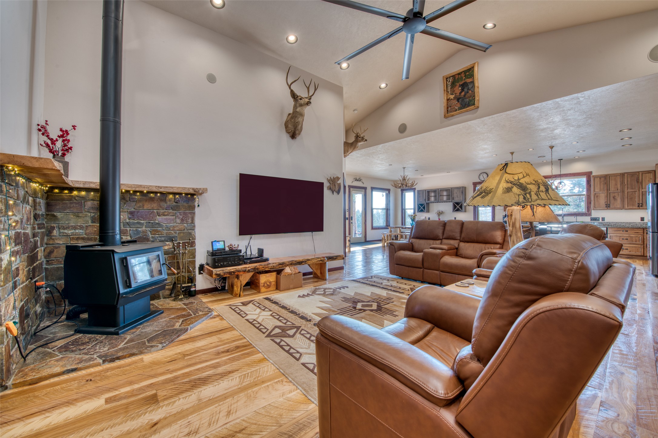 217 Peekaboo Trail Property Photo 14