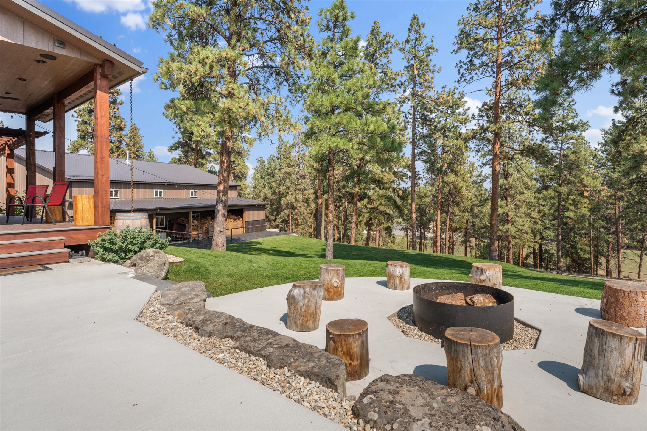 217 Peekaboo Trail Property Photo 43