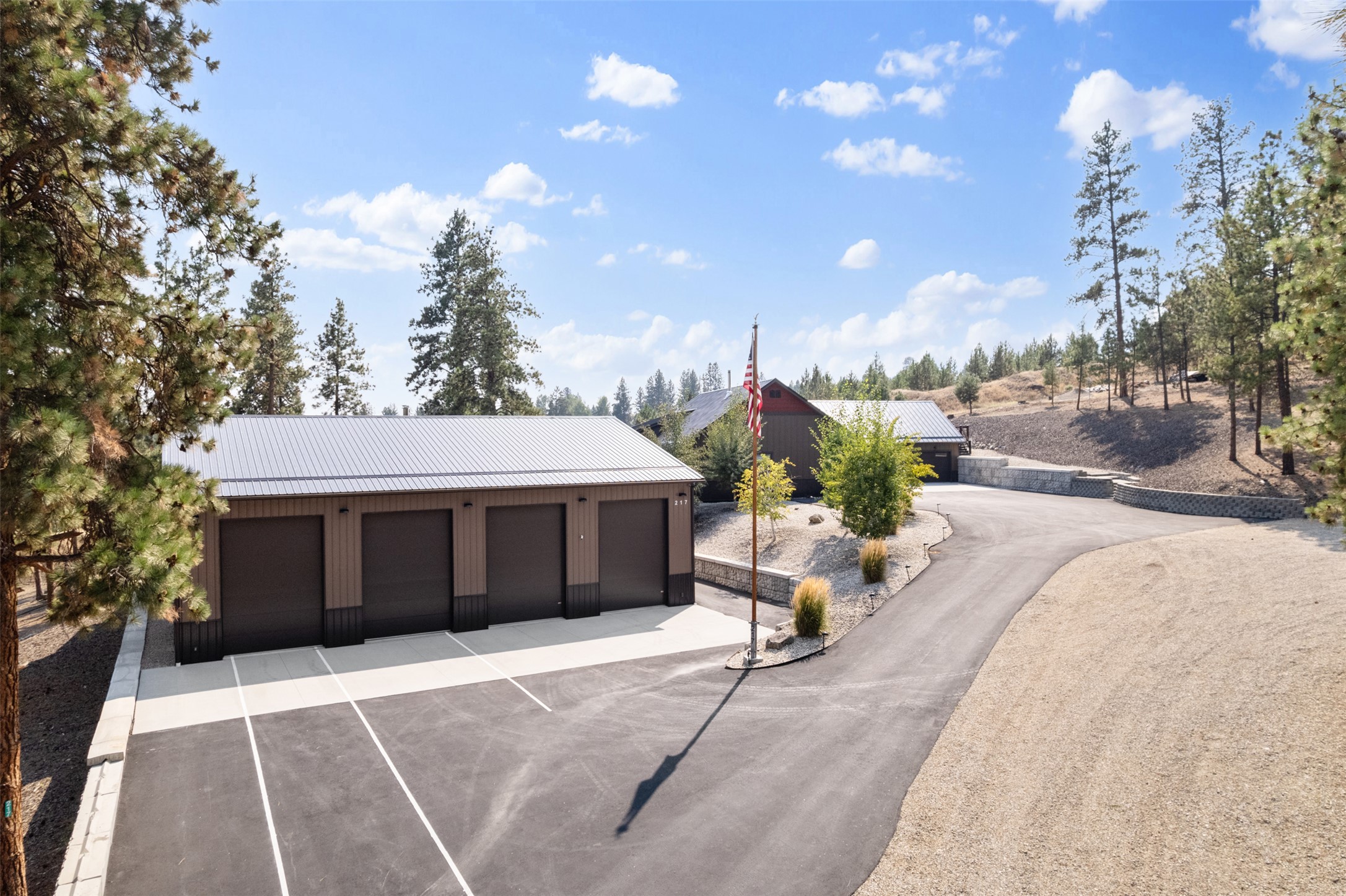 217 Peekaboo Trail Property Photo 47