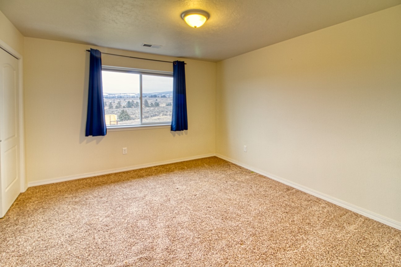 951 Summit View Way Property Photo 31