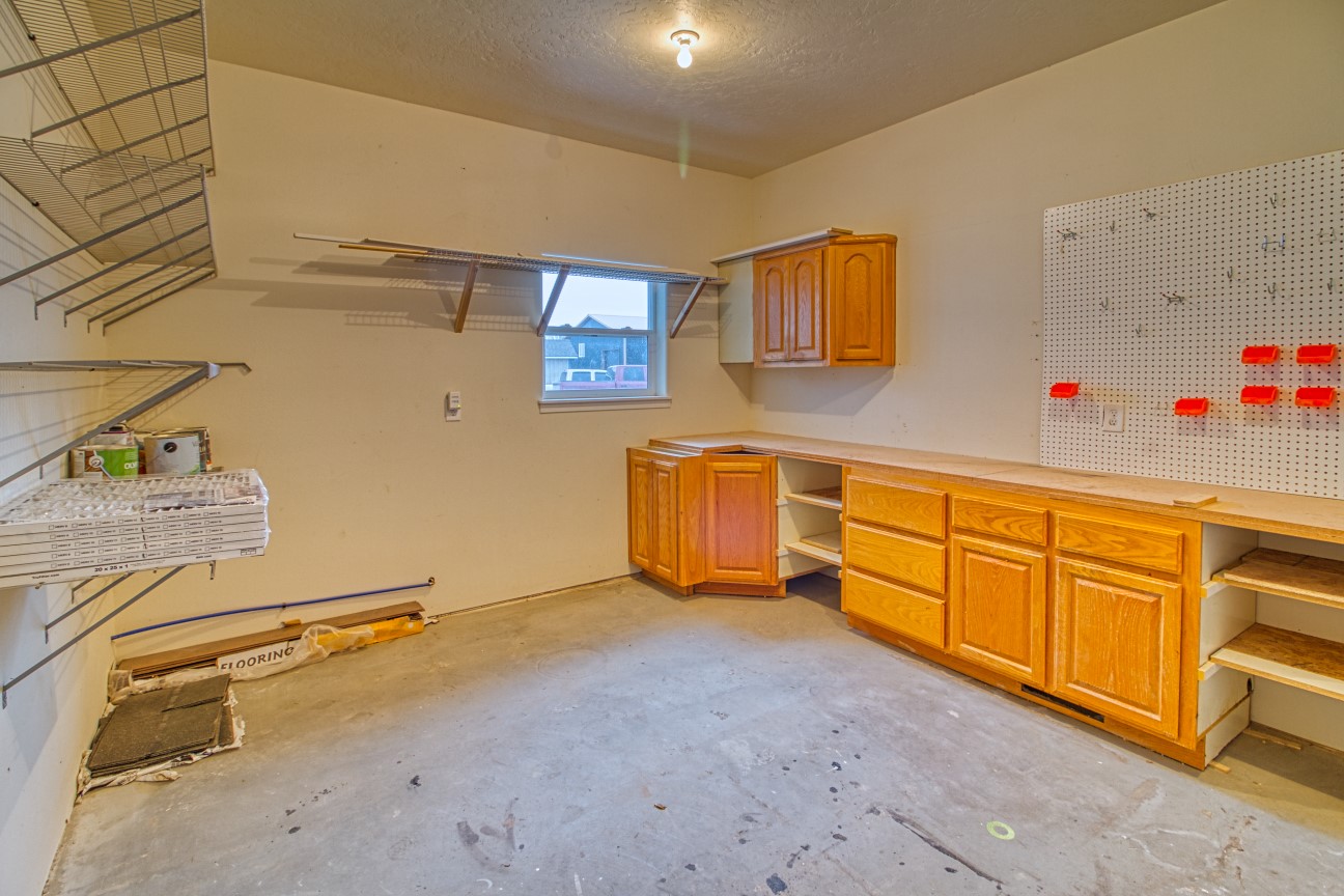 951 Summit View Way Property Photo 33