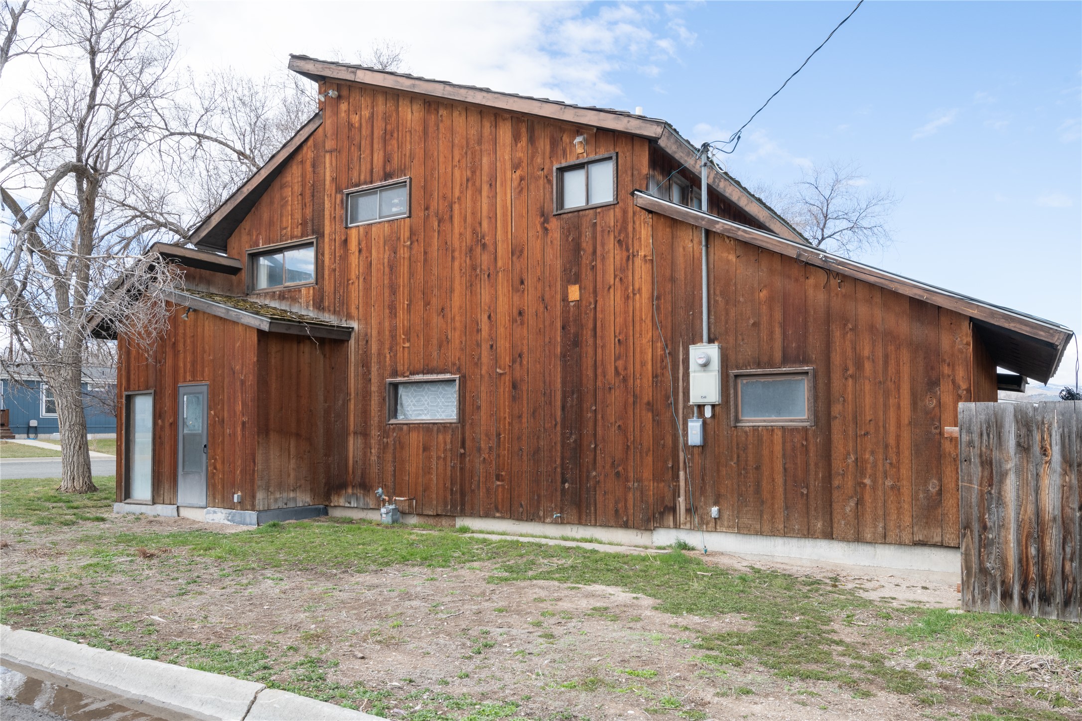 1800 Laurel Street Property Photo 5