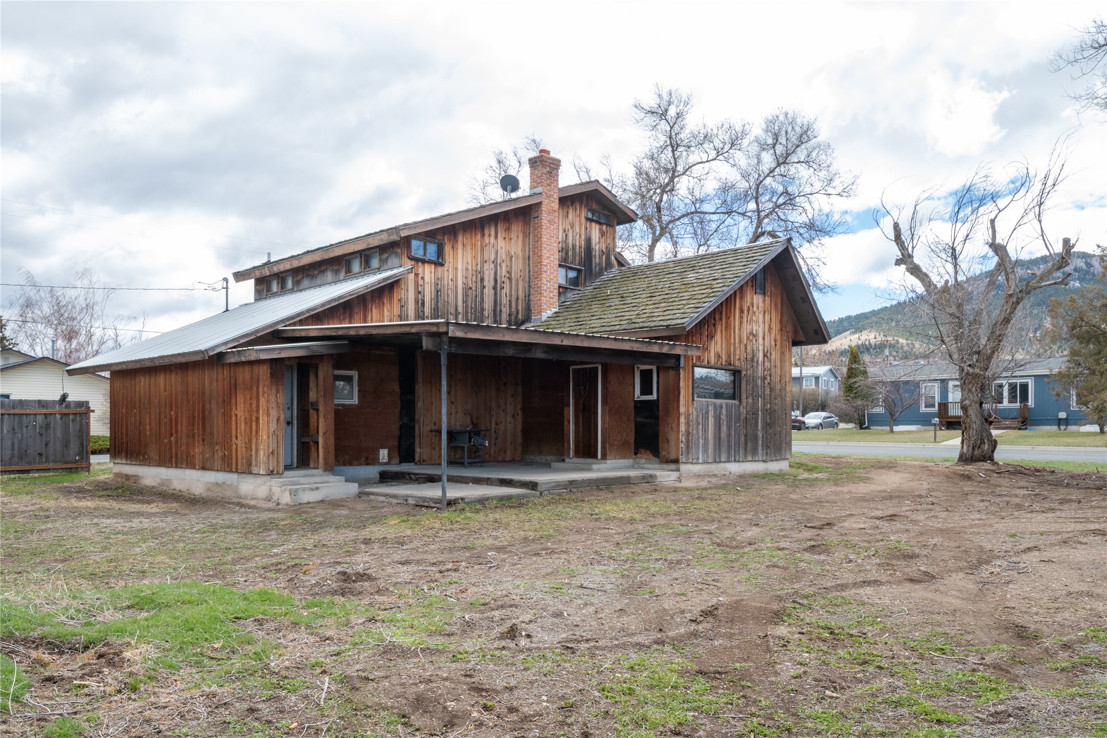 1800 Laurel Street Property Photo 6
