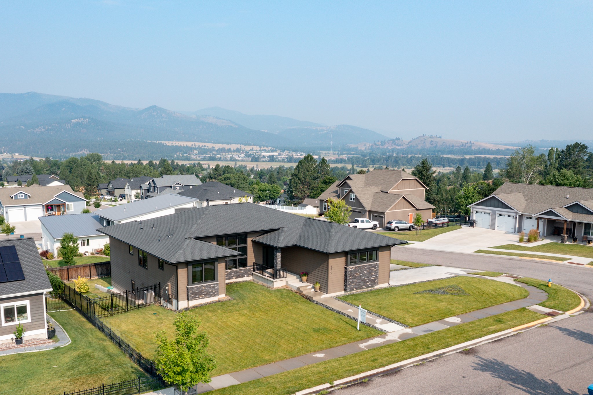 6215 Marias Street Property Photo 2