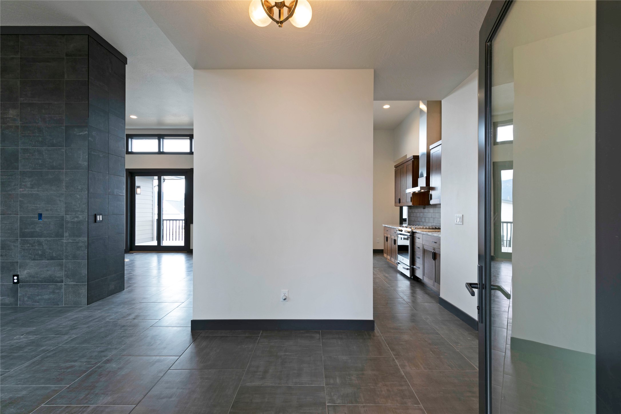 6215 Marias Street Property Photo 7