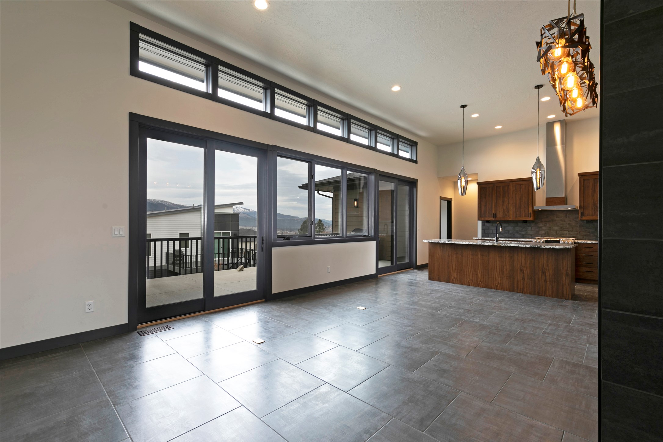 6215 Marias Street Property Photo 25