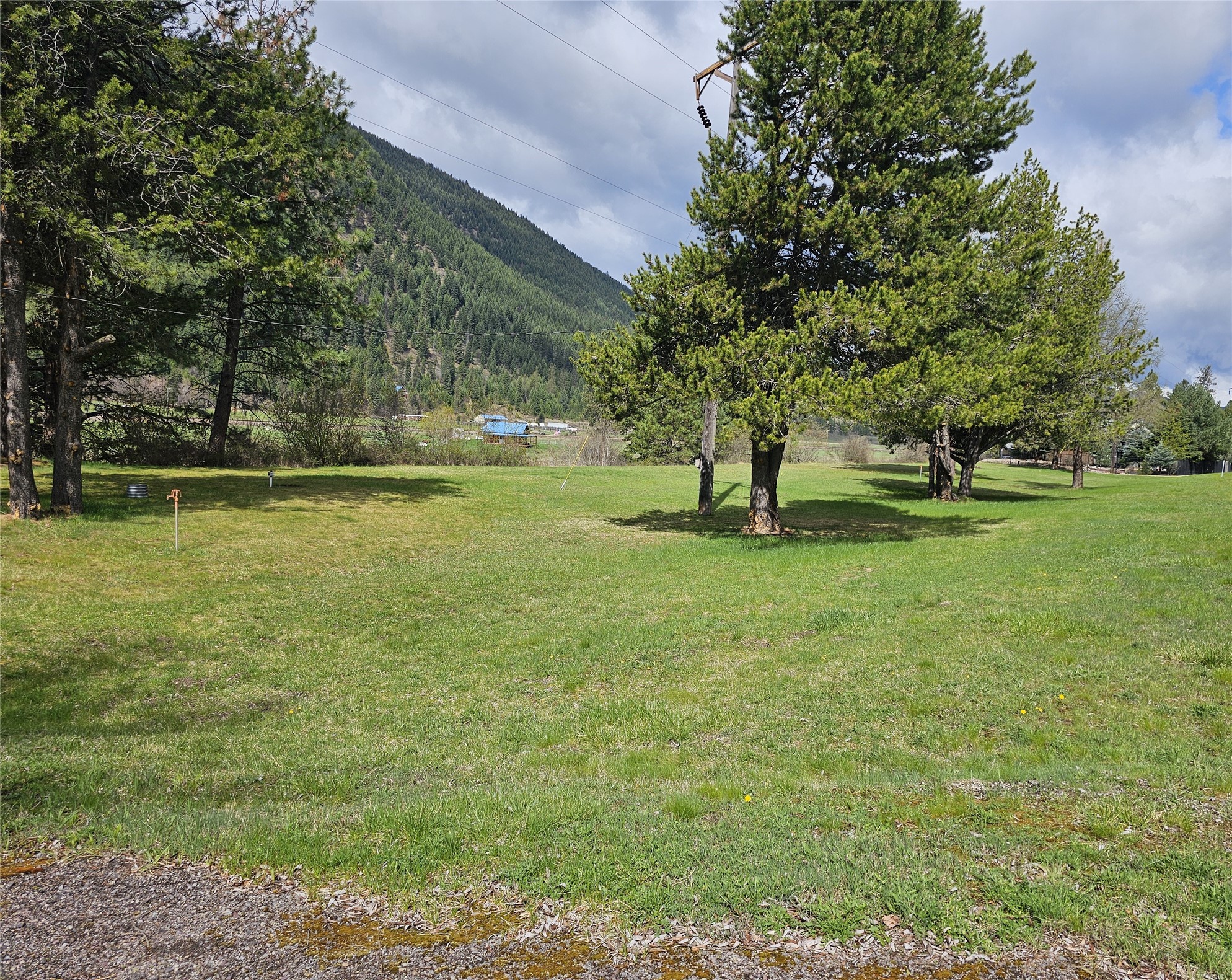 48 Sloway Frontage Road E Property Photo 14