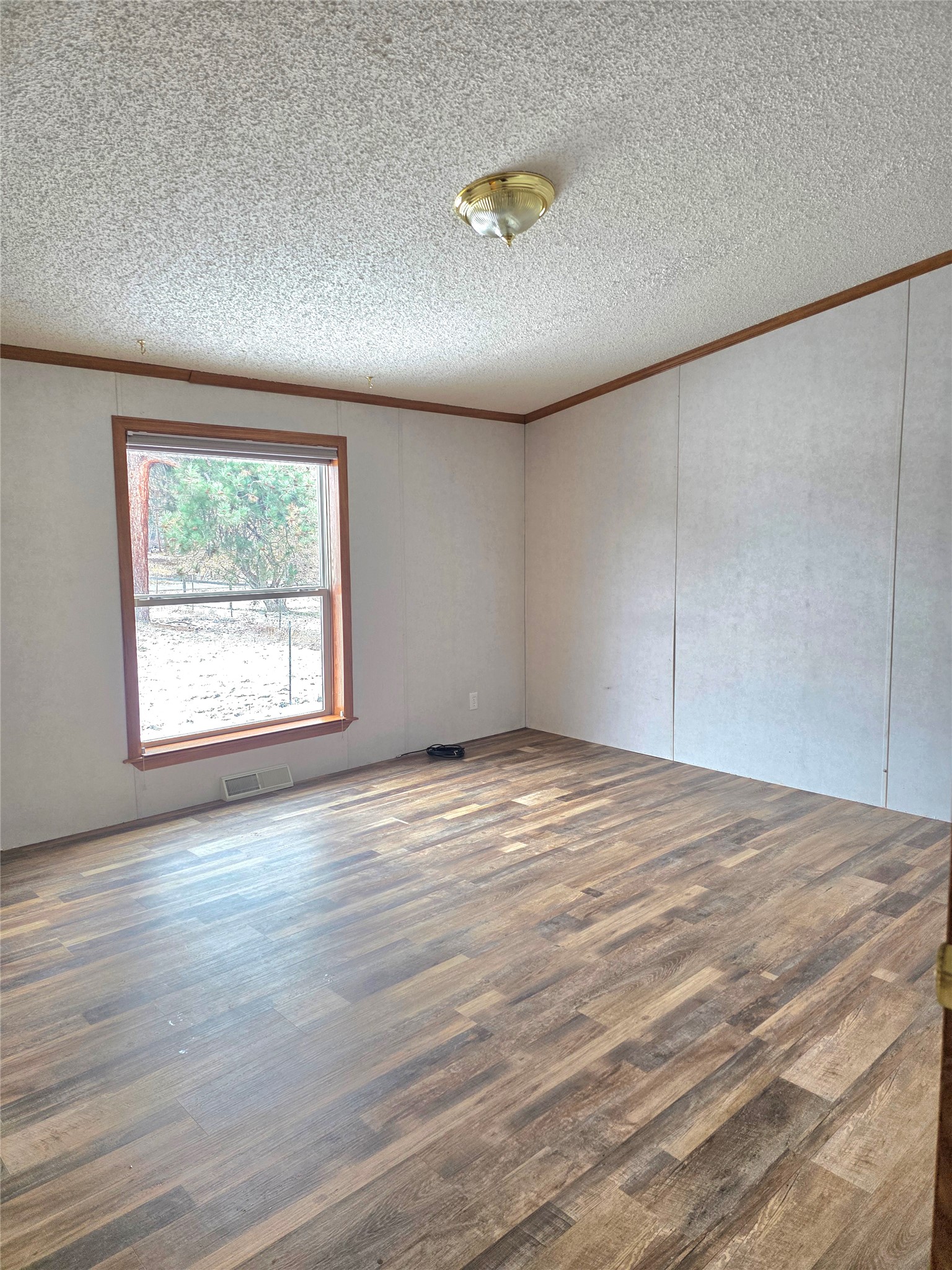 20233 Leo Hansen Road Property Photo 14