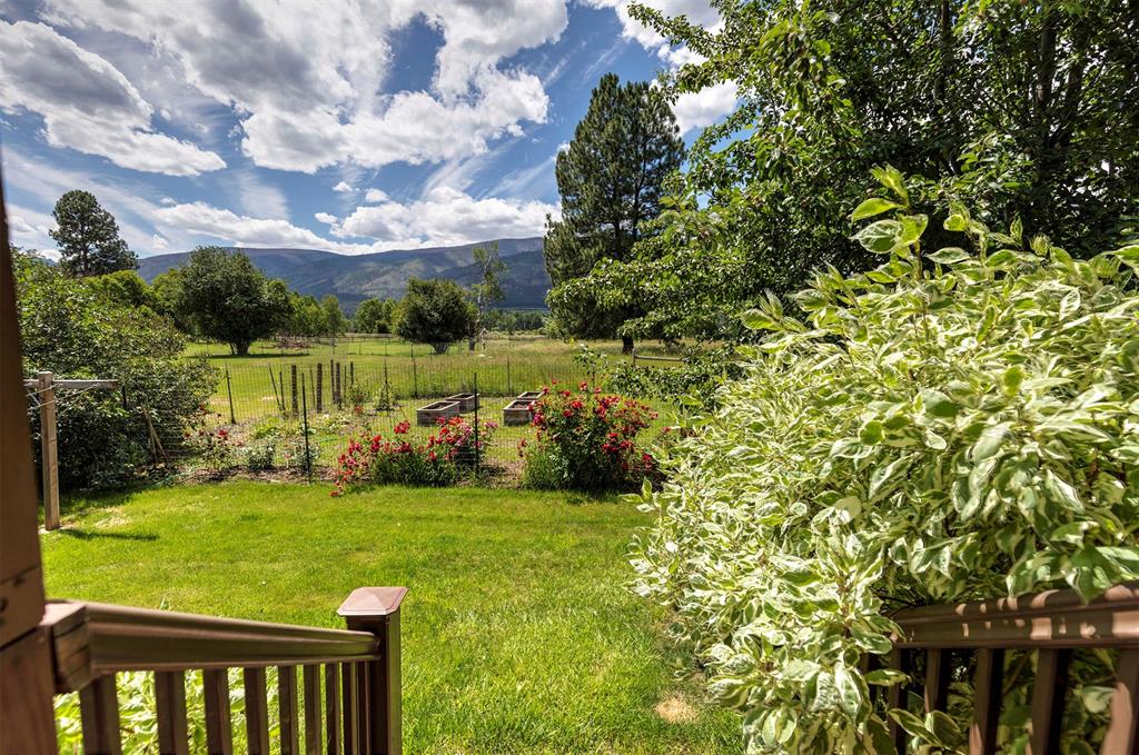 20233 Leo Hansen Road Property Photo 23