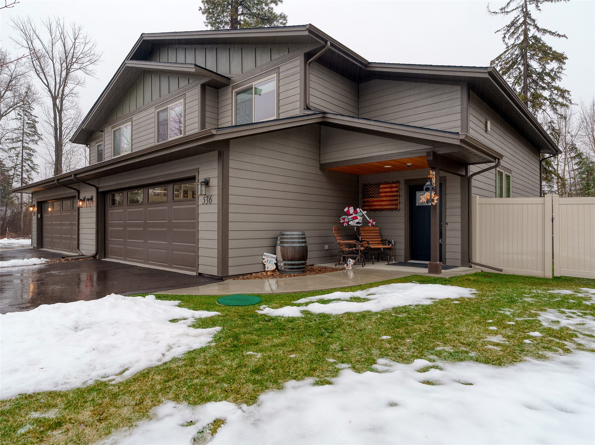 536 E Evergreen Drive Property Photo 4