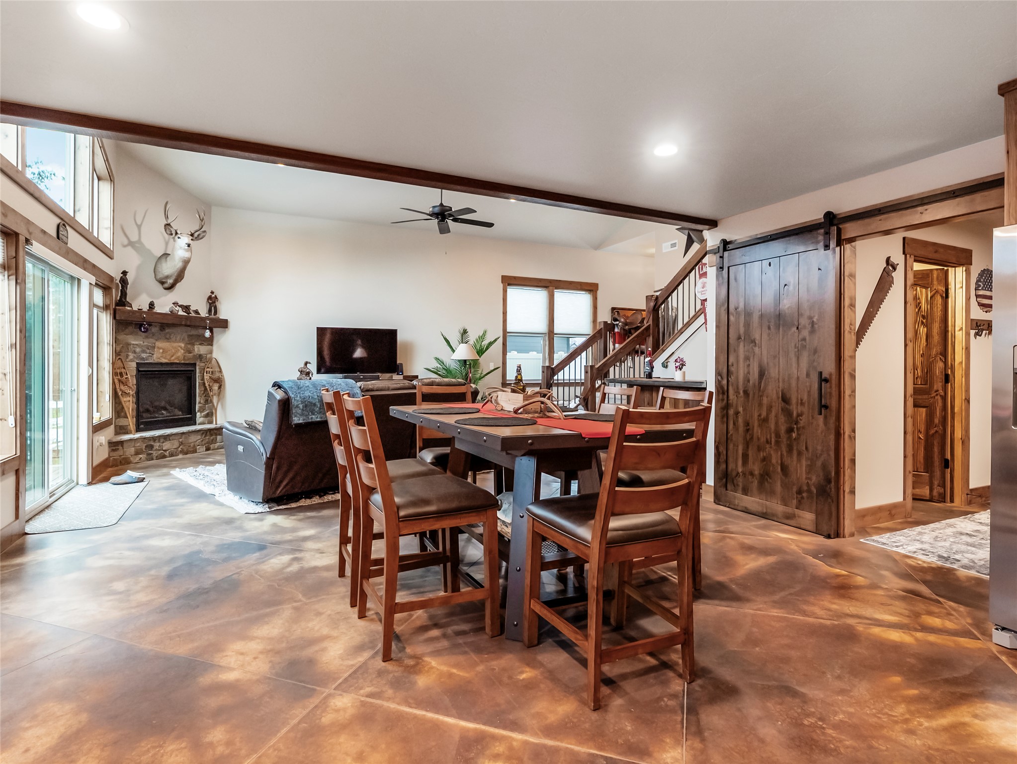536 E Evergreen Drive Property Photo 18