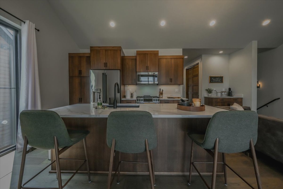 207 Stoner Loop A Property Photo 52