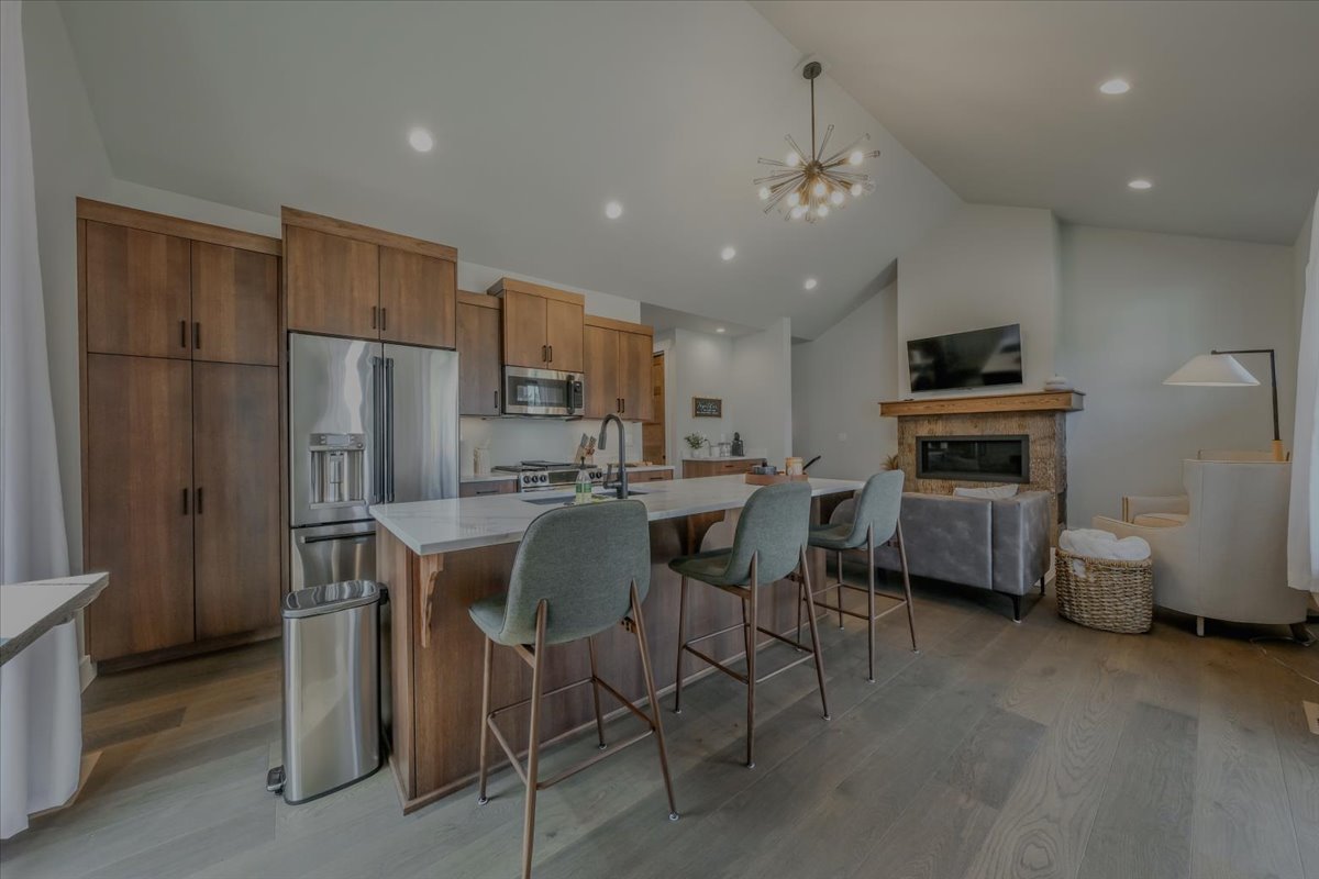 207 Stoner Loop A Property Photo 54