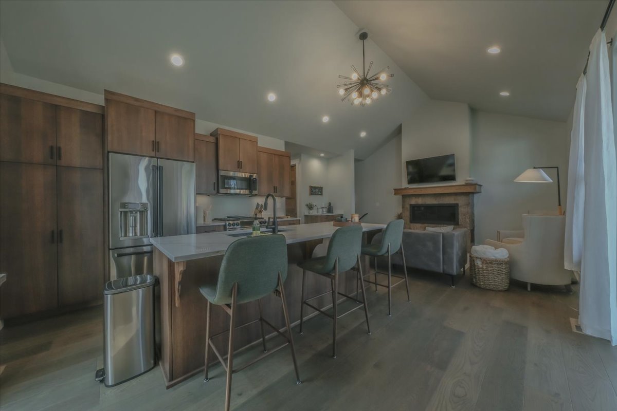 207 Stoner Loop A Property Photo 55