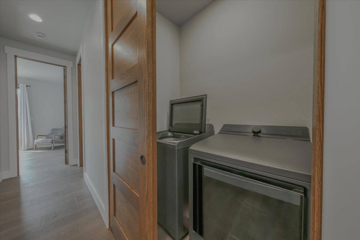 207 Stoner Loop A Property Photo 59