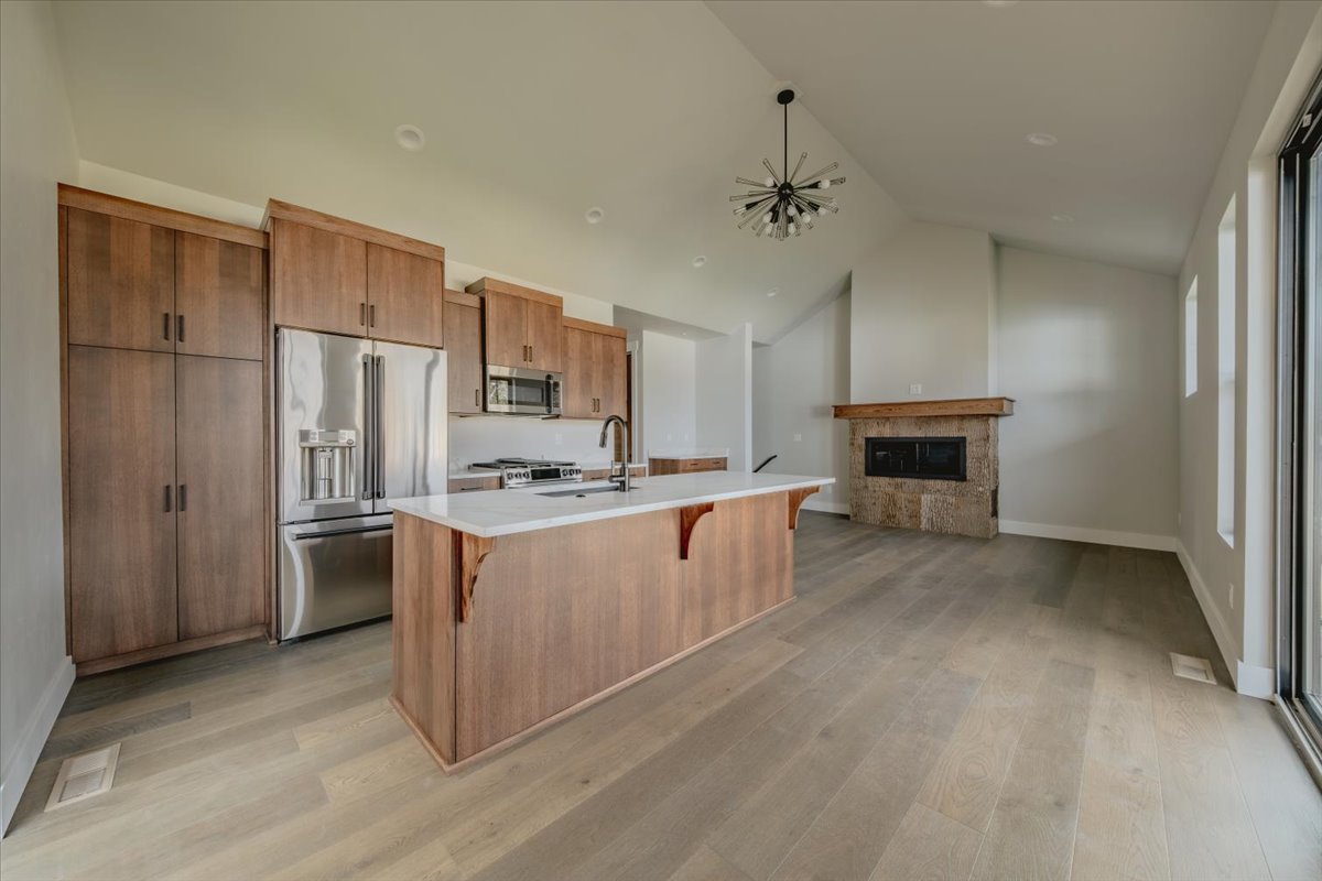207 Stoner Loop A Property Photo 111