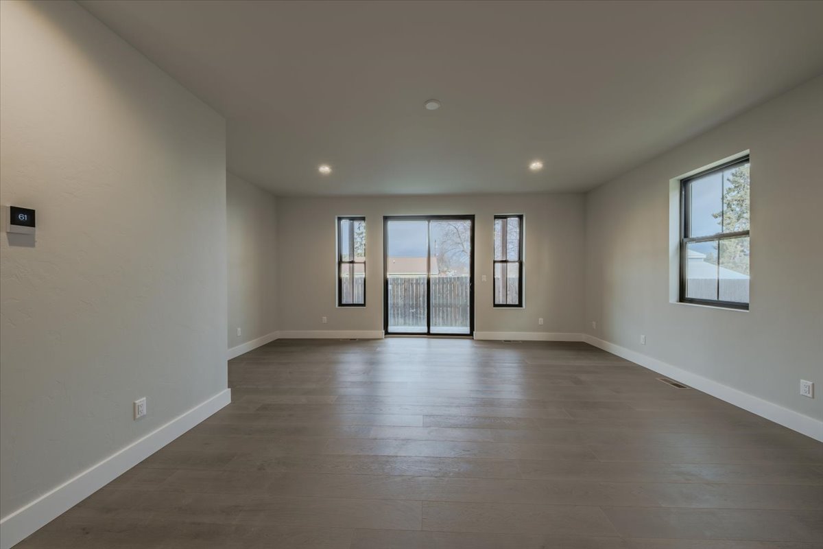 207 Stoner Loop A Property Photo 164
