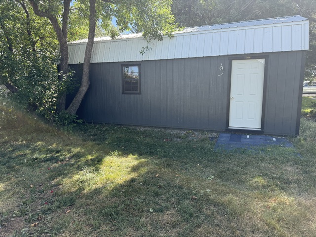 415 Illinois Avenue Property Photo 30
