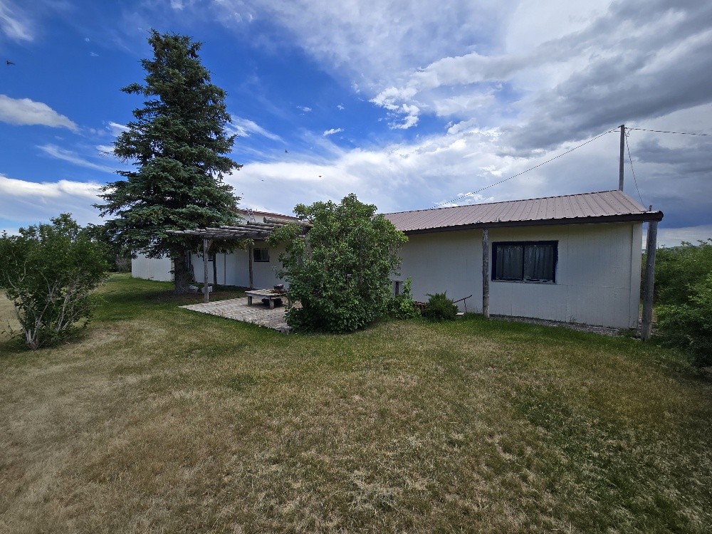103 3rd Avenue N Property Photo 6