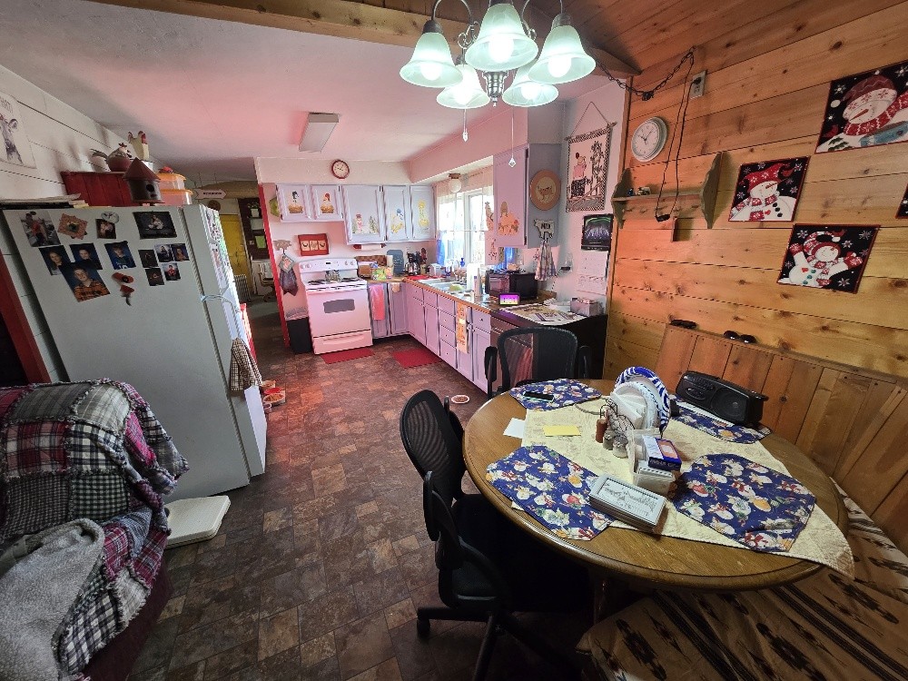 103 3rd Avenue N Property Photo 13