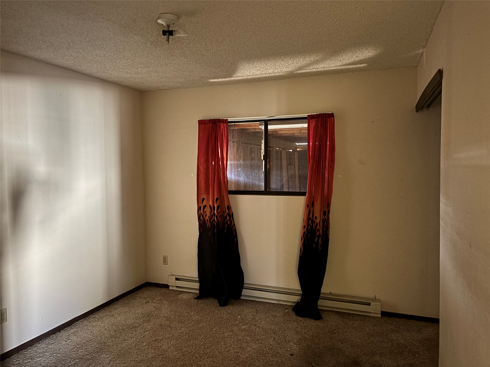 709 N 6th Street Property Photo 25