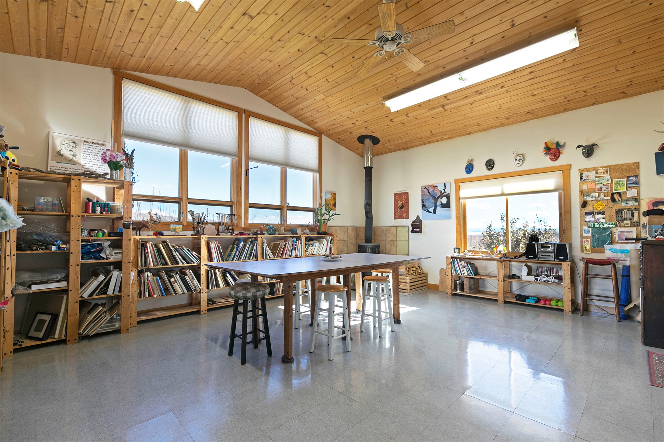 8976 Phantom Spring Lane Property Photo 33