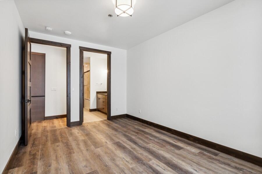 317 Akers Lane E Property Photo 11