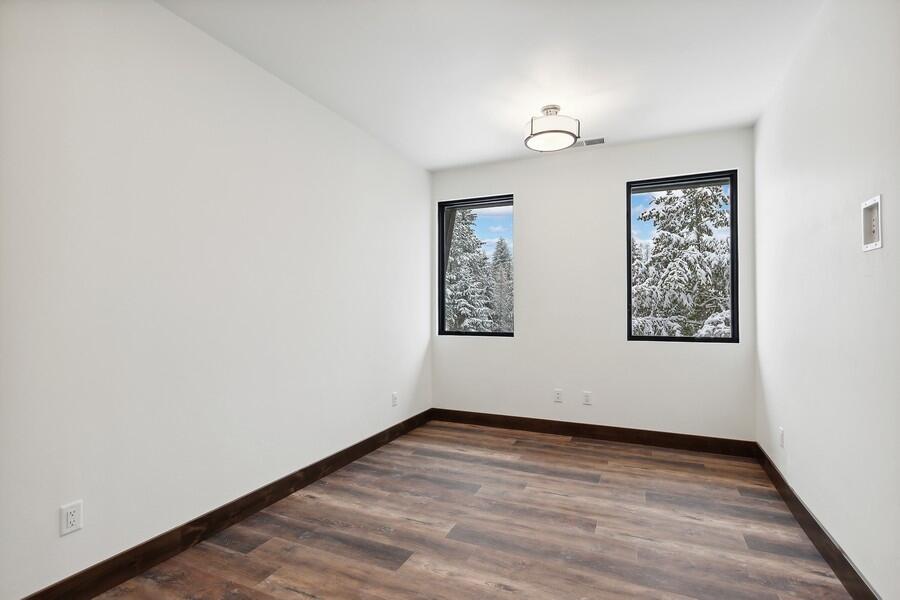 317 Akers Lane G Property Photo 19
