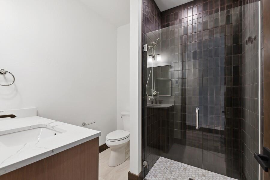 317 Akers Lane G Property Photo 38