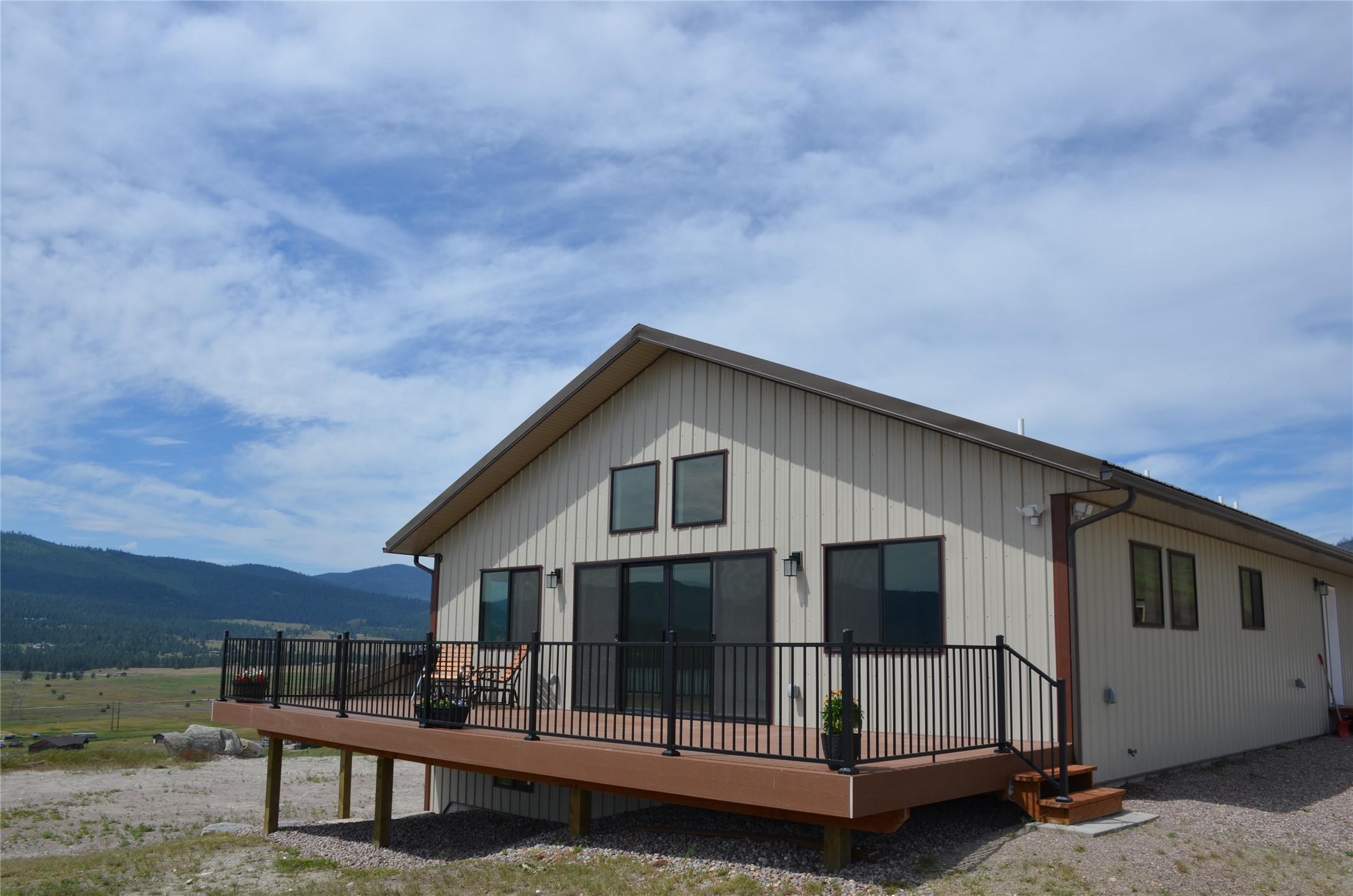 25582 Left Hand Drive Property Photo 4
