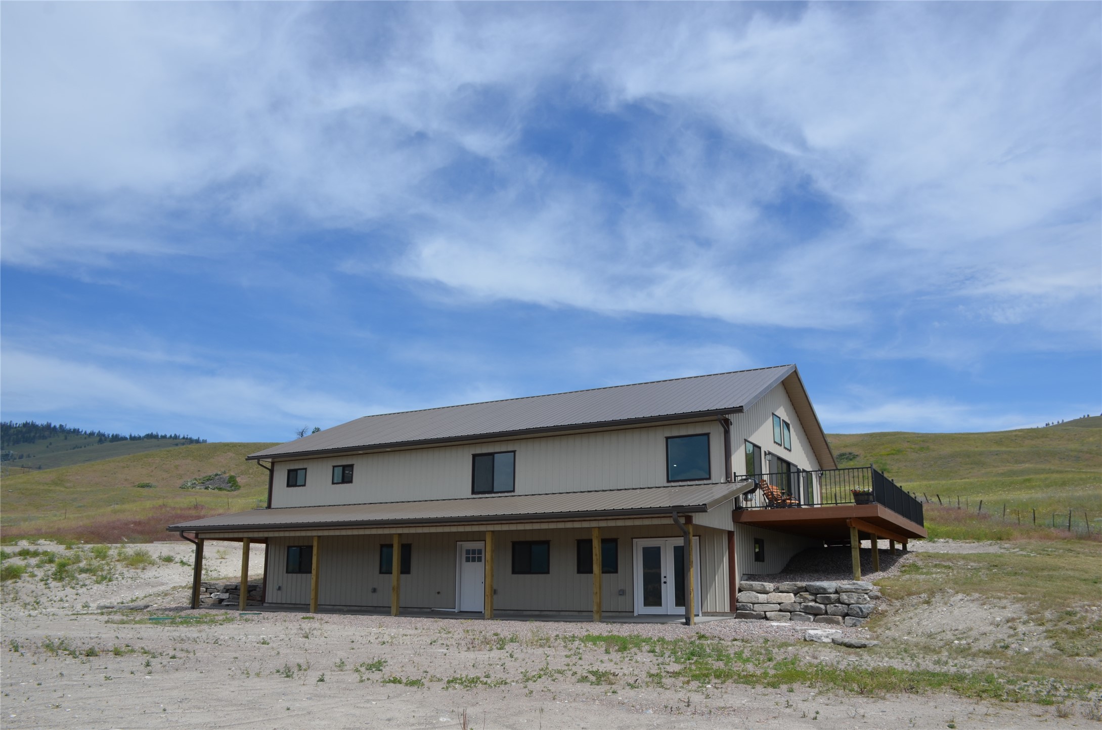 25582 Left Hand Drive Property Photo 6